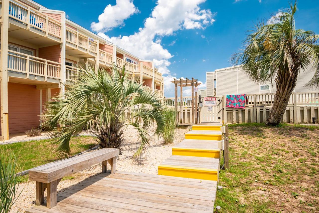 The Palm Villa Caswell Beach Exterior photo
