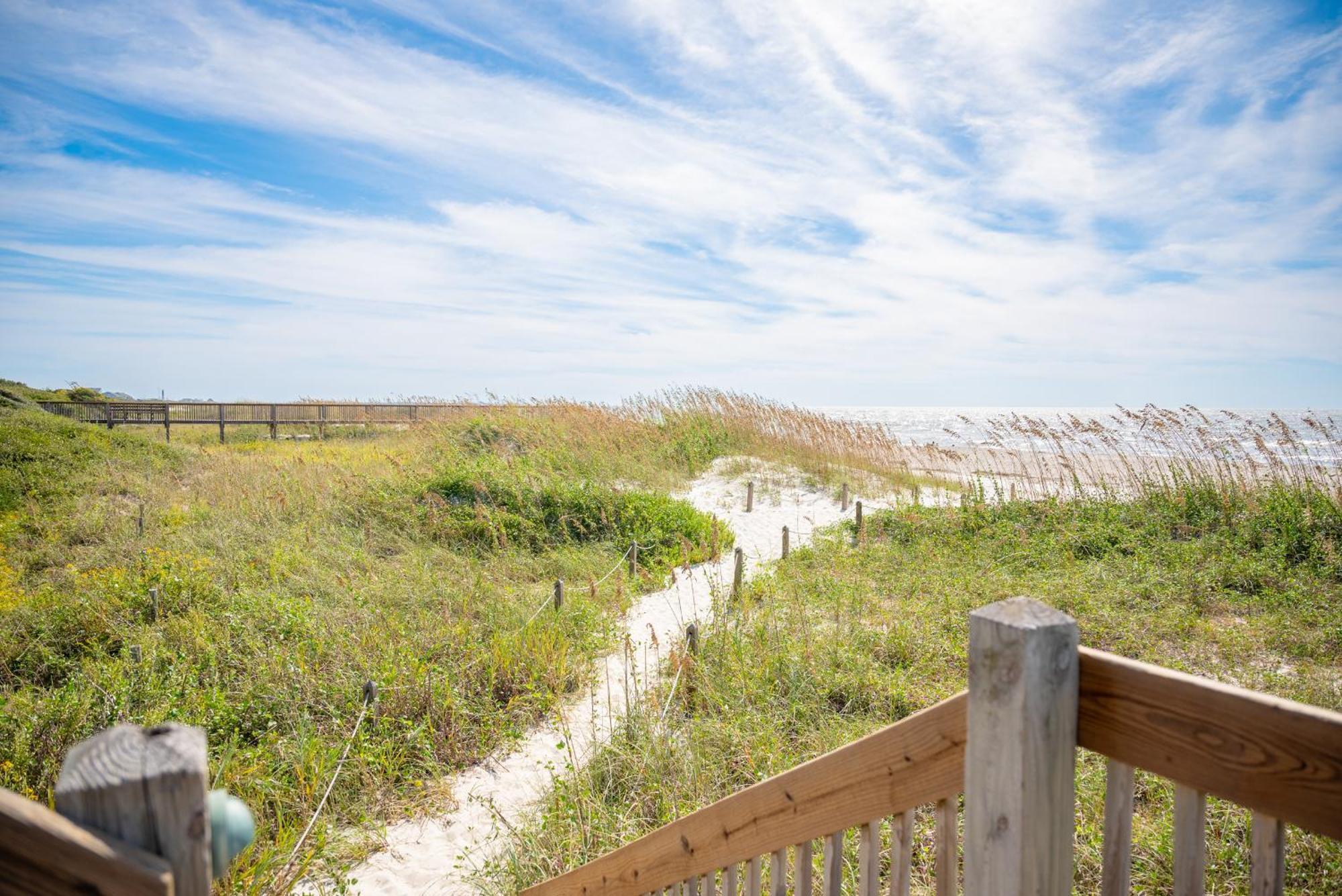 The Palm Villa Caswell Beach Exterior photo