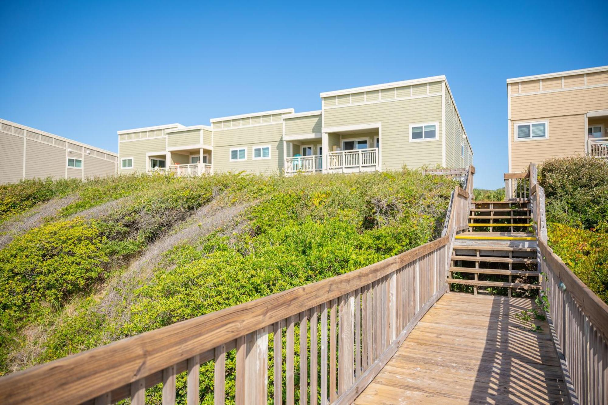 The Palm Villa Caswell Beach Exterior photo