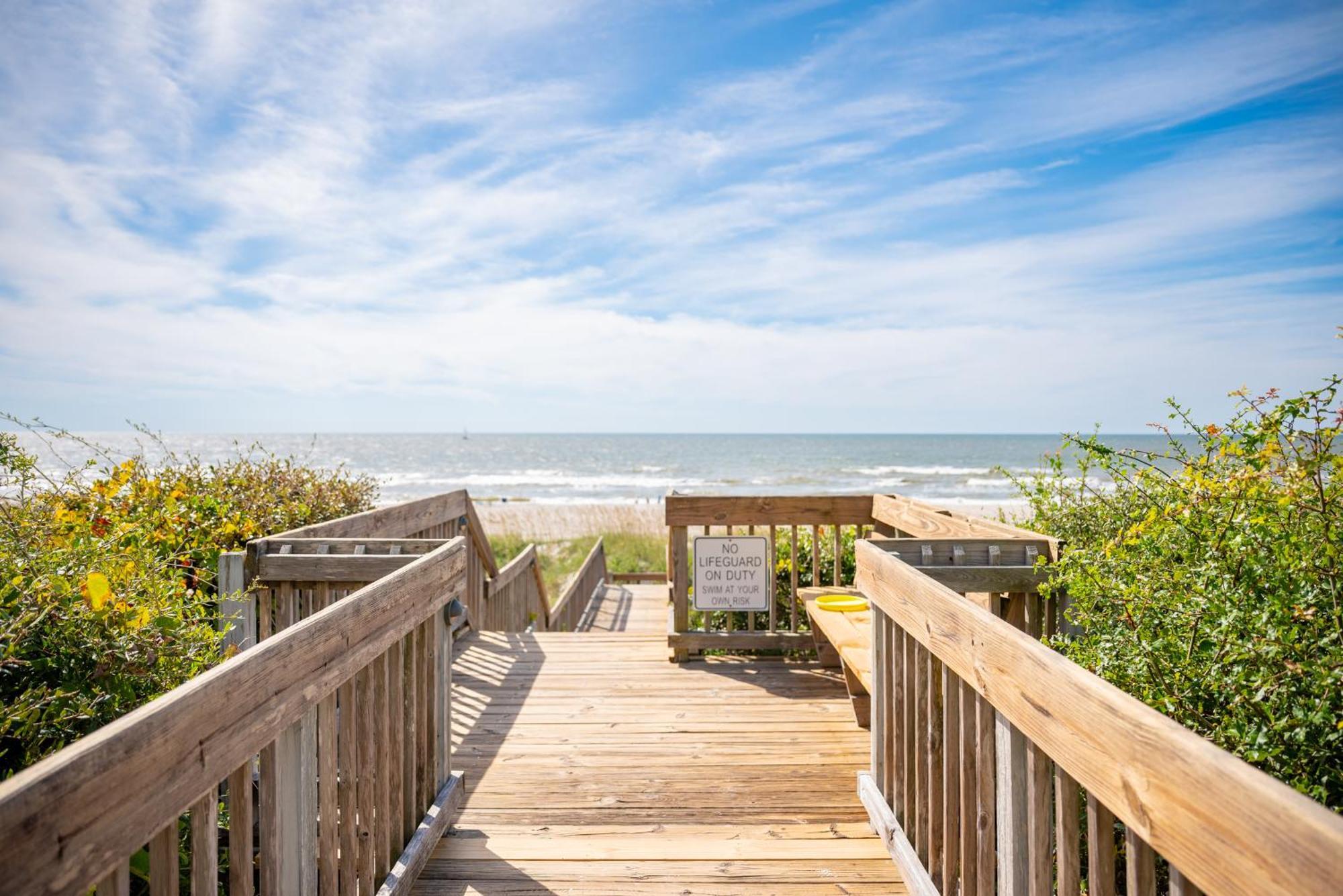 The Palm Villa Caswell Beach Exterior photo
